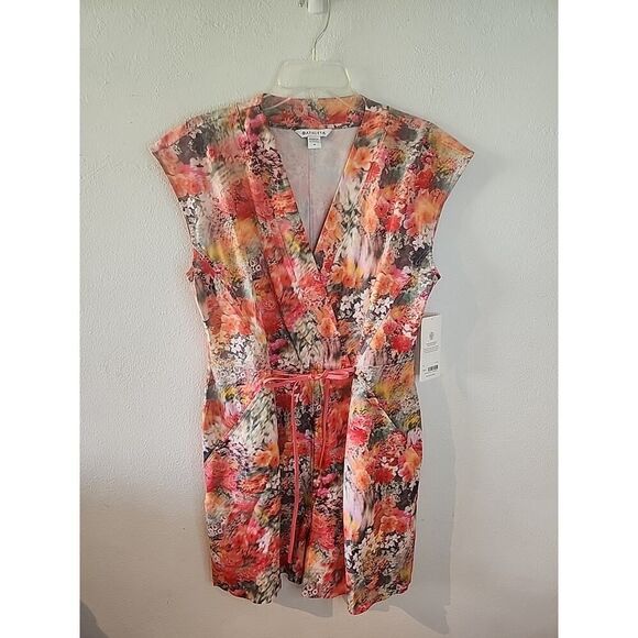 NEW Athleta Marlow Romper Medium Renewed Bloom Floral Travel Athleisure M Shorts - Picture 1 of 7